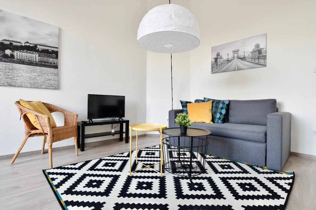Standard Apartment By Hi5 - Bazilika Suite Budapest Luaran gambar