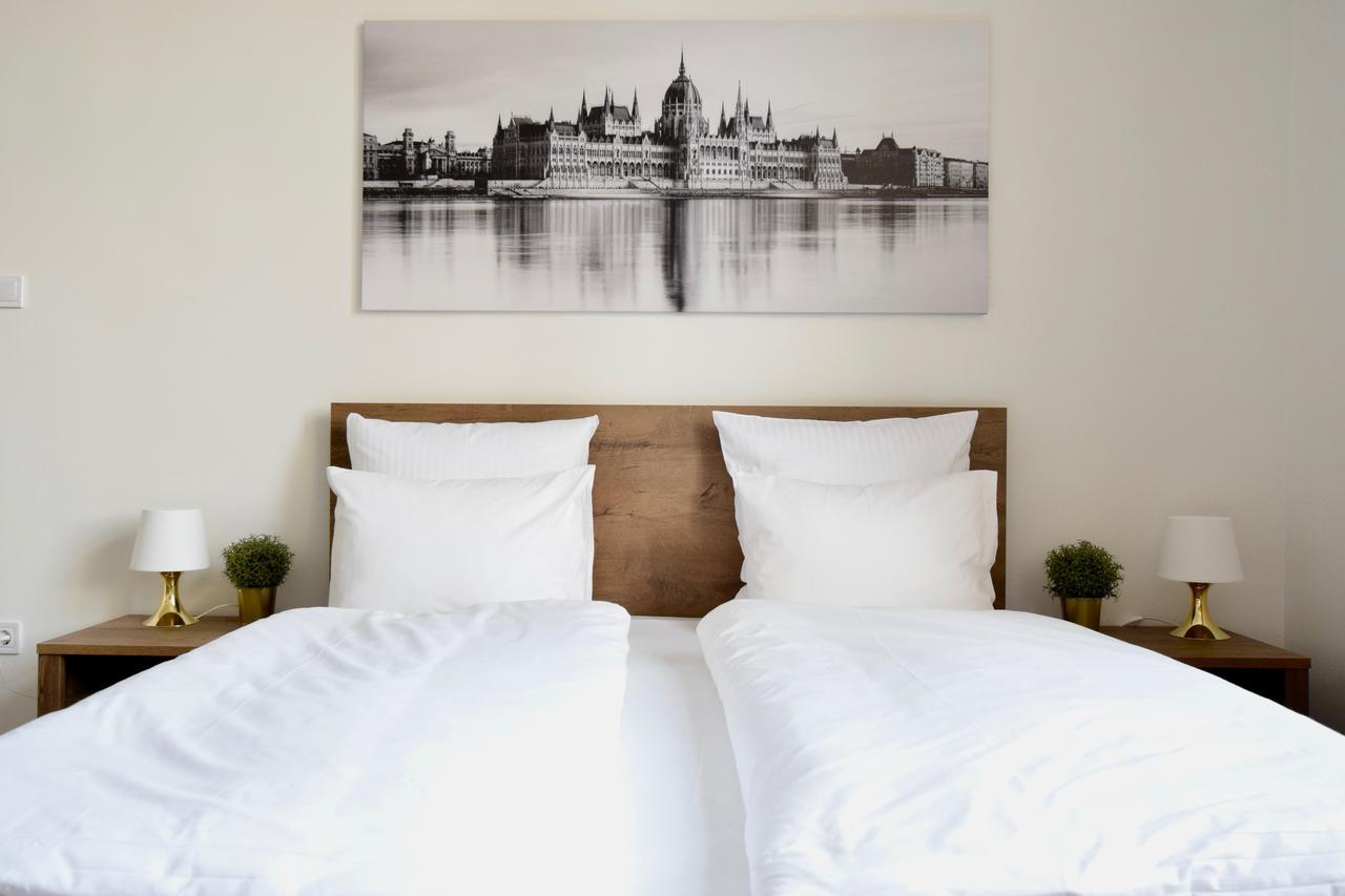 Standard Apartment By Hi5 - Bazilika Suite Budapest Luaran gambar