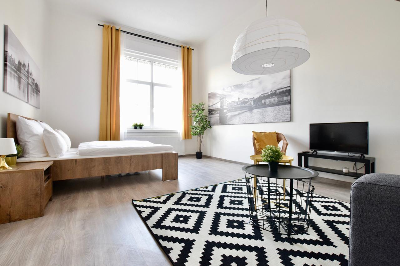 Standard Apartment By Hi5 - Bazilika Suite Budapest Luaran gambar