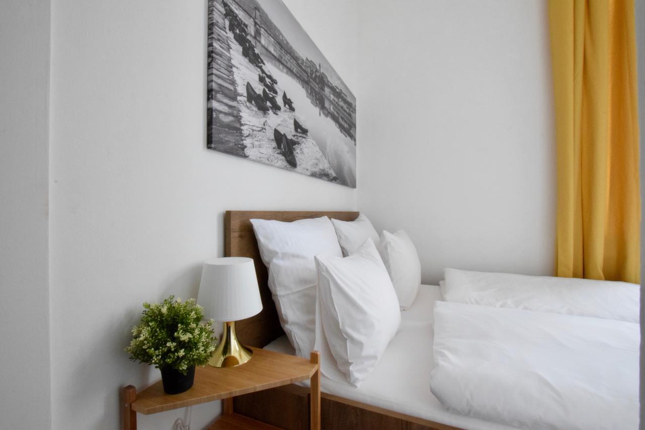 Standard Apartment By Hi5 - Bazilika Suite Budapest Luaran gambar