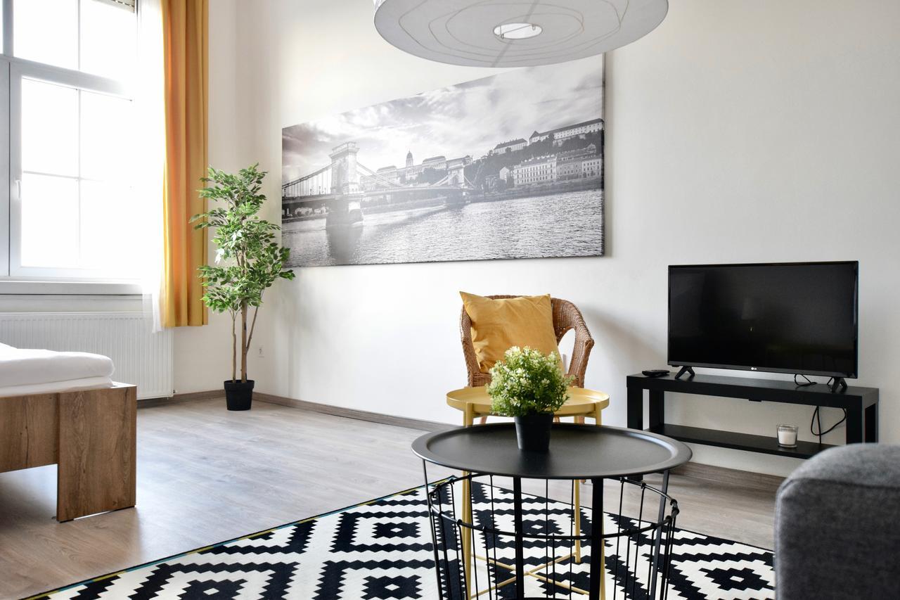Standard Apartment By Hi5 - Bazilika Suite Budapest Luaran gambar