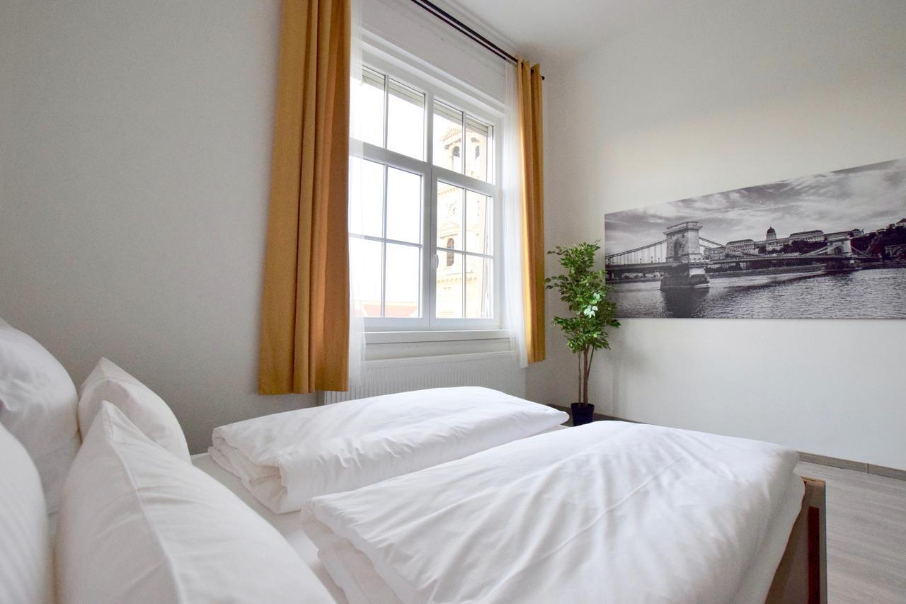 Standard Apartment By Hi5 - Bazilika Suite Budapest Luaran gambar